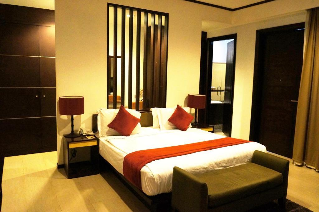Rumah Nenek Hotel And Restaurant Padang  Oda fotoğraf