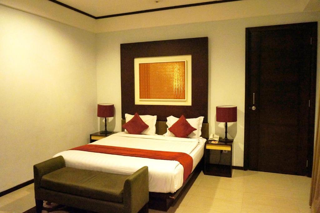 Rumah Nenek Hotel And Restaurant Padang  Oda fotoğraf